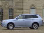Mitsubishi Outlander PHEV 2014 года (UK)
